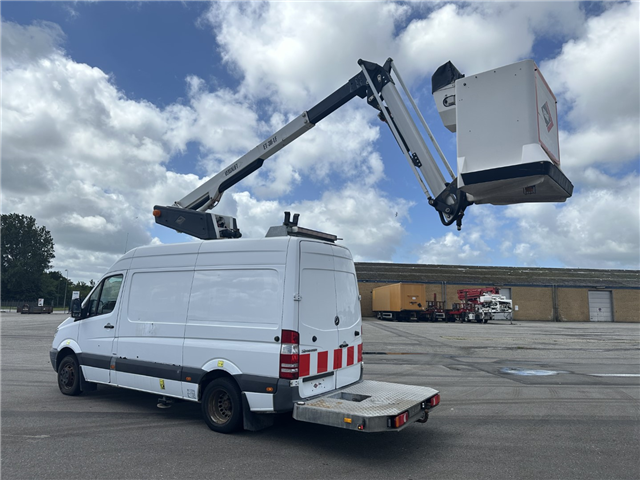 Mercedes Spinter 516 CDI Versalift ET-36-LF 13.7 m.