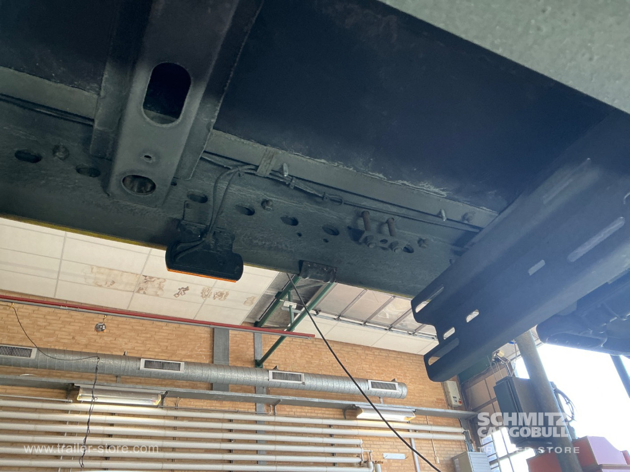 Schmitz Semi Curtainsider Mega