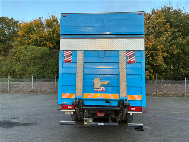 Scania P 410 B6x2*4LB