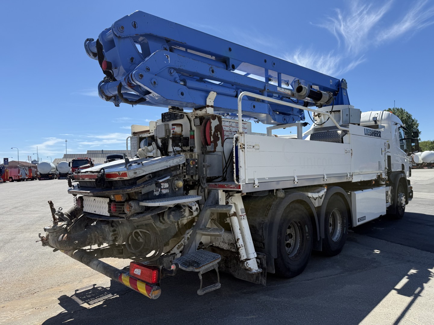 Scania P410 6x4 Liebherr THP 140 H 24 M4 XH Betonpumpe