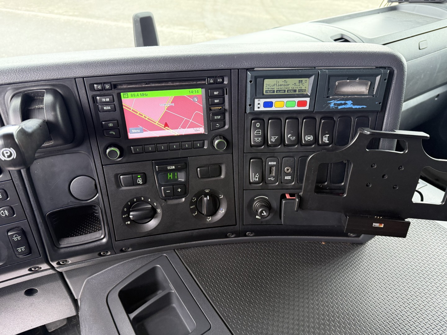 Scania P320 6x2*4 Carrier Supra 1250 Mt 9.50 m. kasse