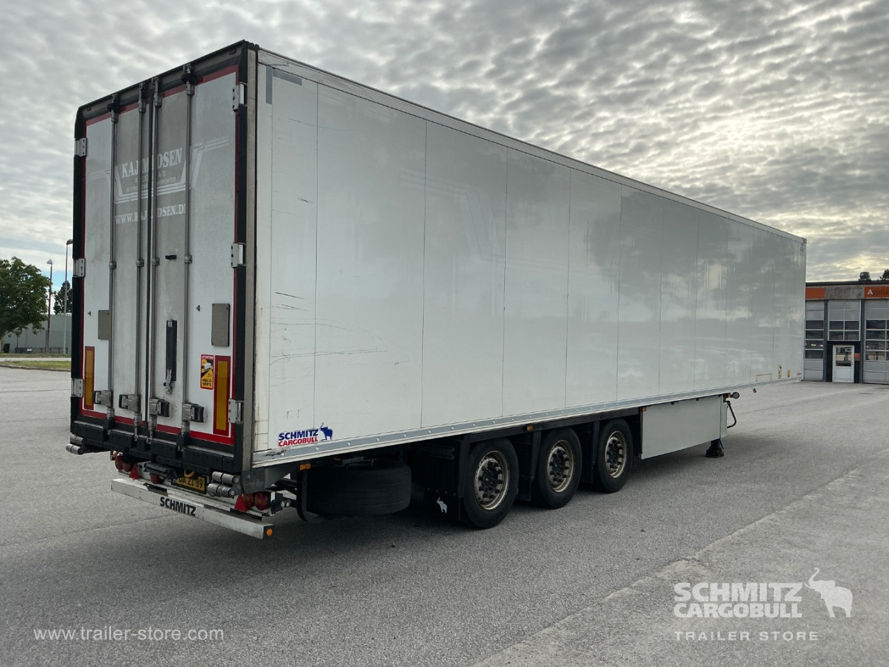 Schmitz Semi Reefer Meat hanging system