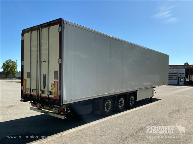 Schmitz Semi Reefer Meat hanging system