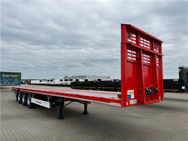 Kässbohrer SPA X3 Flatbed