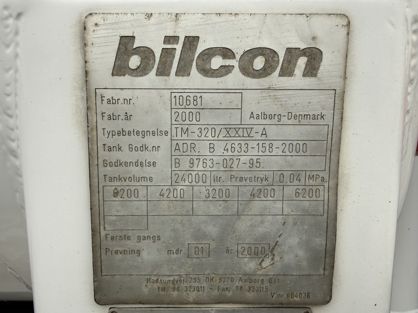 Scania G450 8x2*6 24.000 l. ADR Tank Euro 6