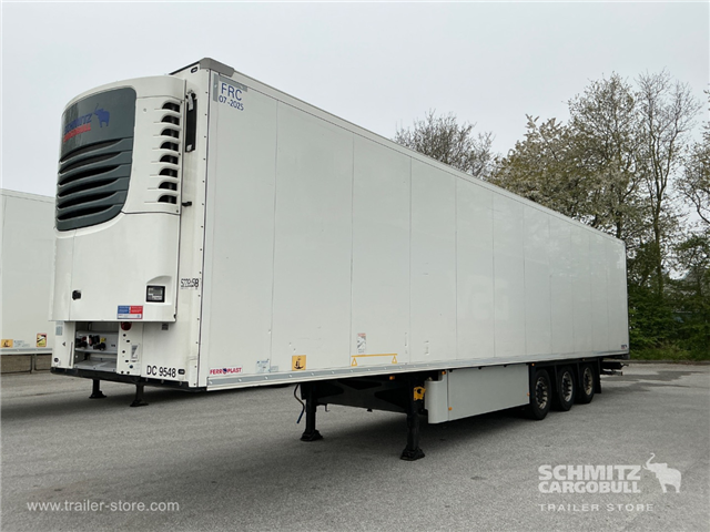 Schmitz Semi Reefer Meat hanging system