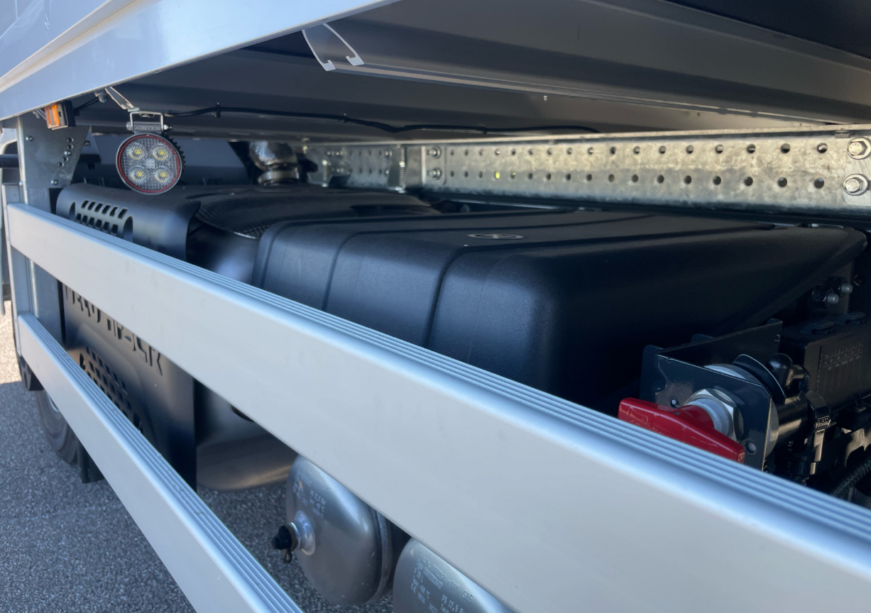 Iveco ML120E25-E6e 18 pallers