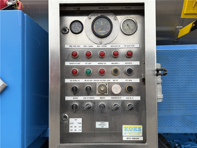 Mercedes Actros 4140 8x4 KOKS MEGAVAC 8000 ADR 13.500 l. Tørsuger