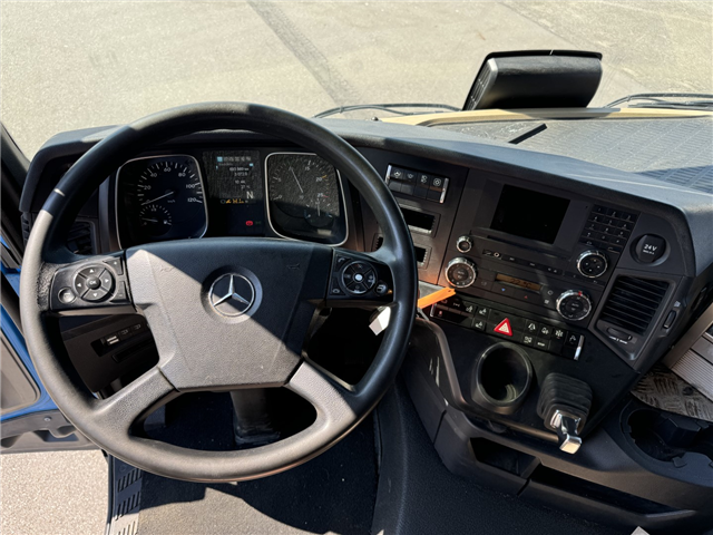 Mercedes-Benz Actros 2553 6x2 HMF 2320 K5 (Årgang 2021)