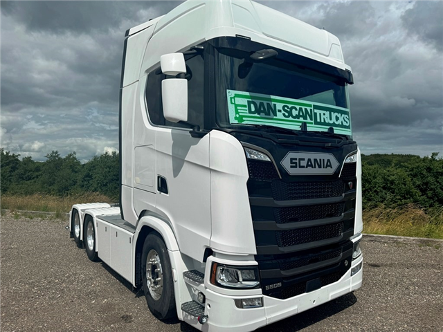 Scania S660 6x2 3150mm Hydr.