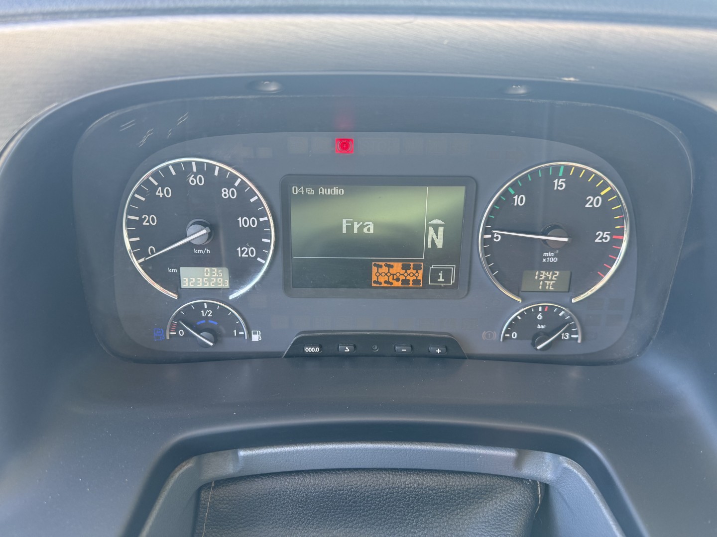 Mercedes Actros 4151 8x8 V8 Hvidtved Larsen RECycler 410