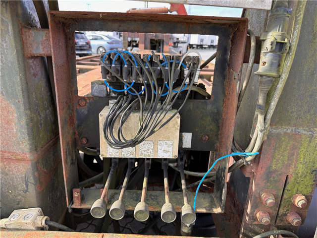 Diverse Hammar, Sideloader