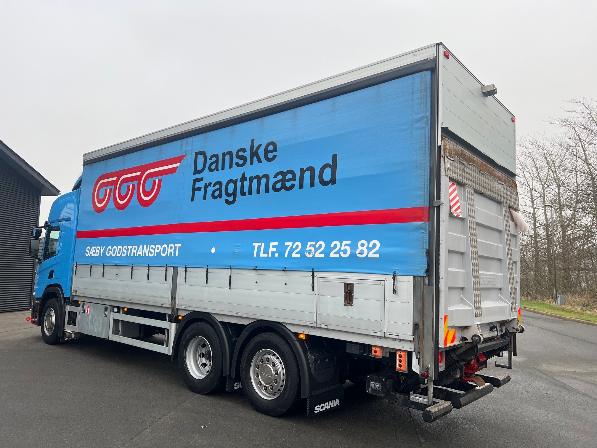 Scania P450 6X2*4 Skydepressning, sovekabine