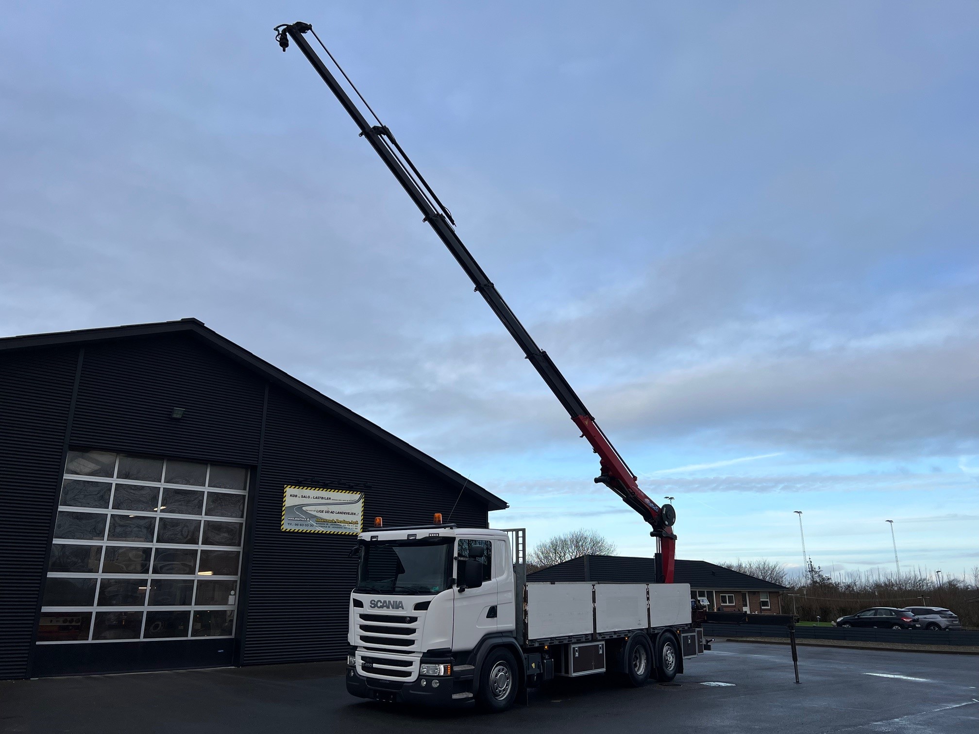 Scania G450 6X2*4 med HMF 2620 K5 kran