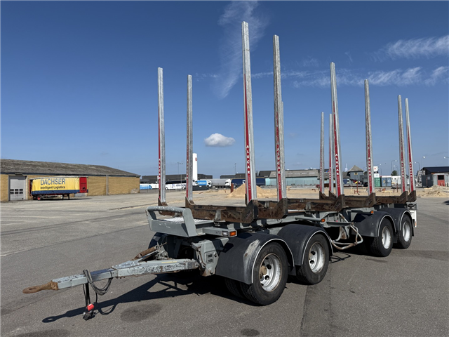 HFR 30 t. 4 akslet Trætransport