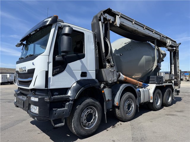 Iveco X-WAY 400 8x4 Imer LT 8 XL m/bånd Euro 6
