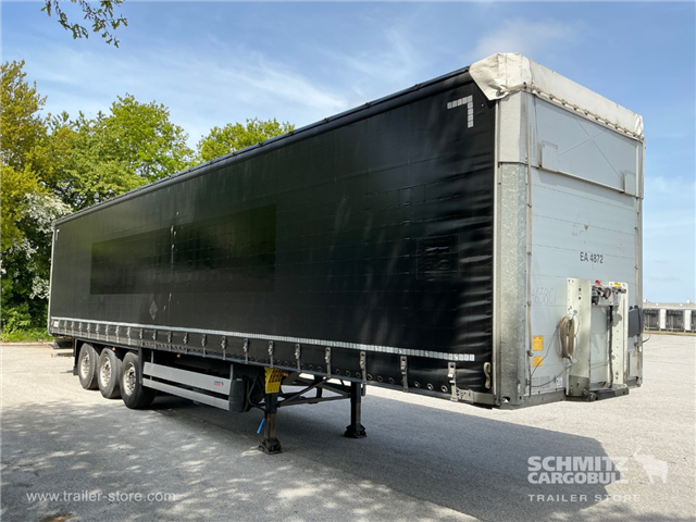 Schmitz Semi Curtainsider Standard