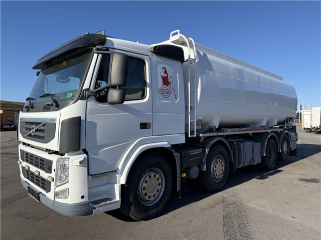 Volvo FM460 8x2*6 24.000 l. ADR Tankbil