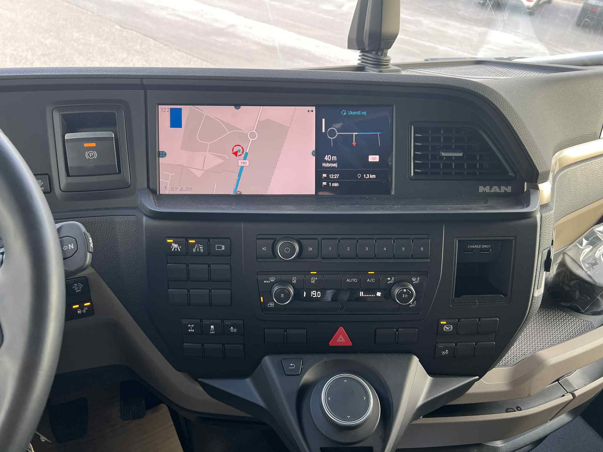 MAN TGX 28.520 6×2-2 BLS