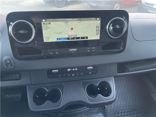 Mercedes Sprinter 319