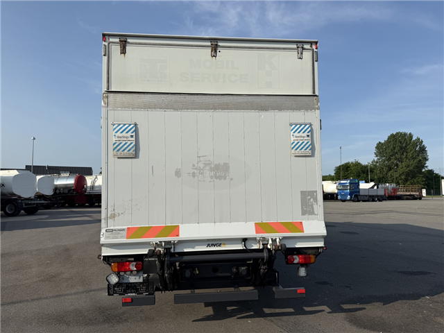 Renault Midlum 220 DXI 4x2 6,0 m Lukket Kasse