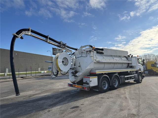 Scania P360 EURO 6 6x4 Hvidtved Larsen FlexLine 312