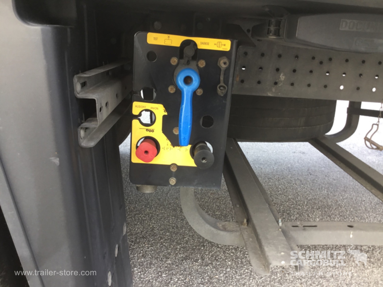 Schmitz Semi Reefer Meat hanging system