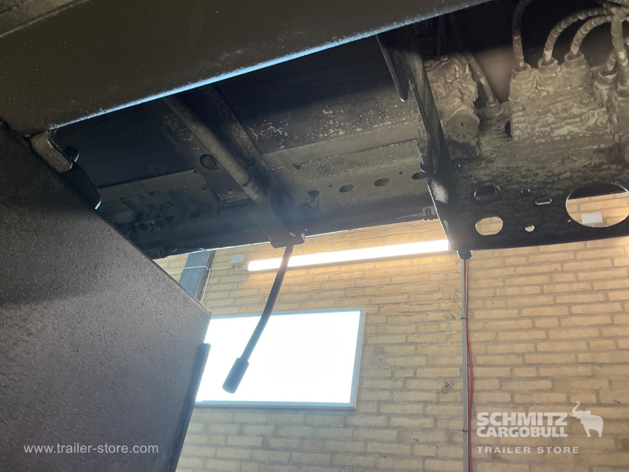 Schmitz Semi Curtainsider Standard