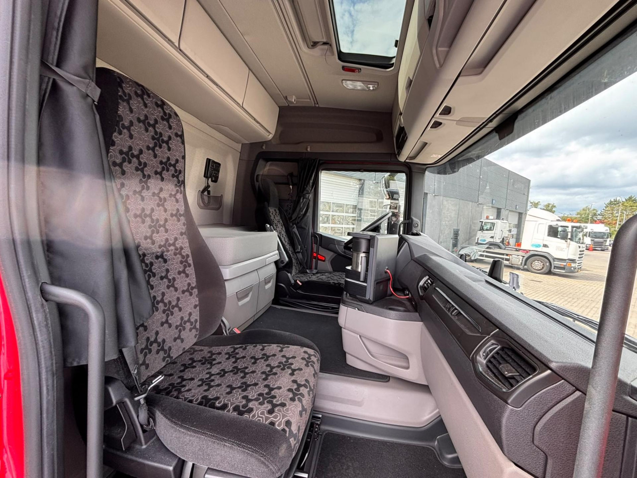 Scania R 450 A6x2/4NB