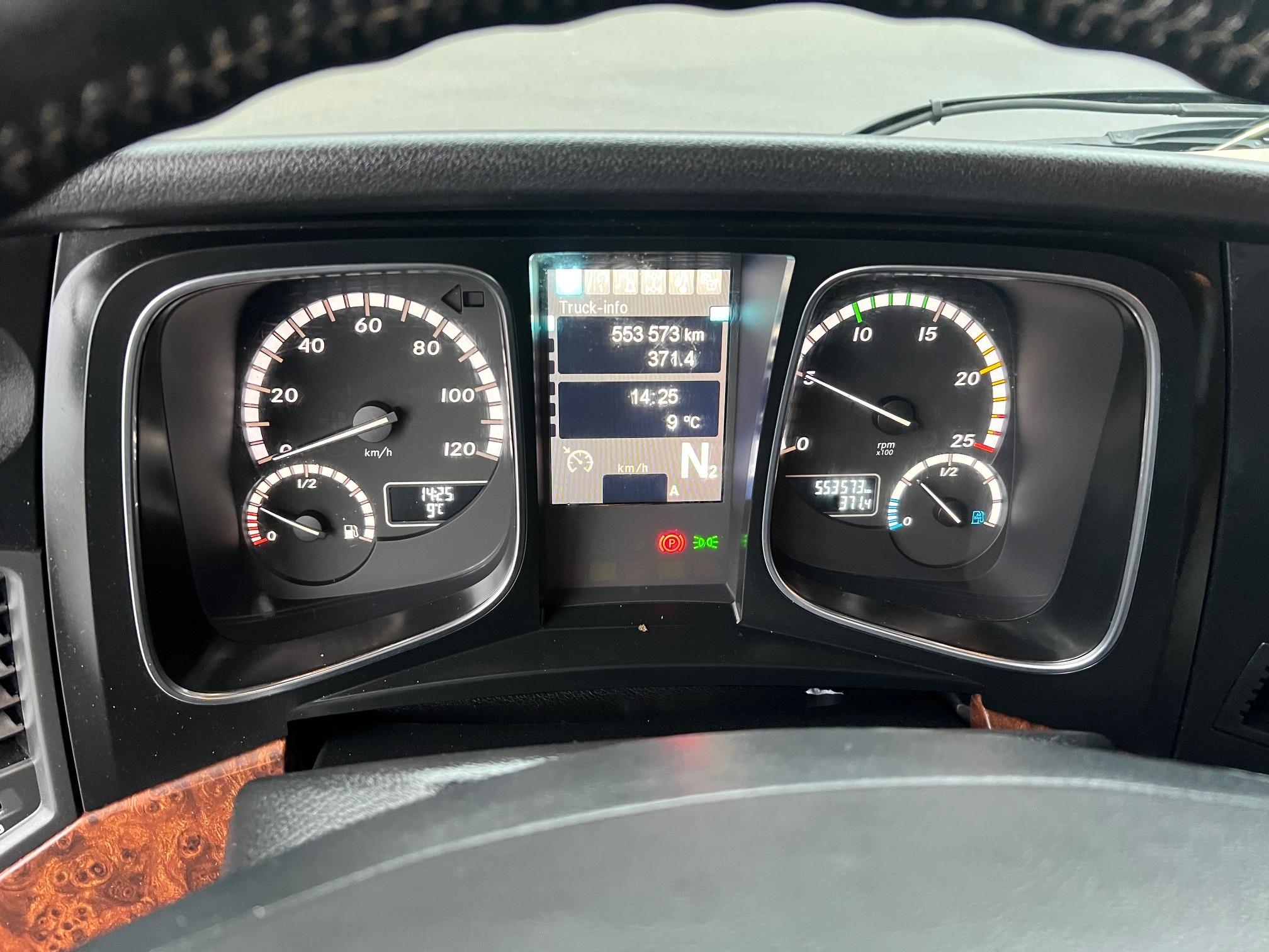 Mercedes 2540 HMF 2120 K5 kran