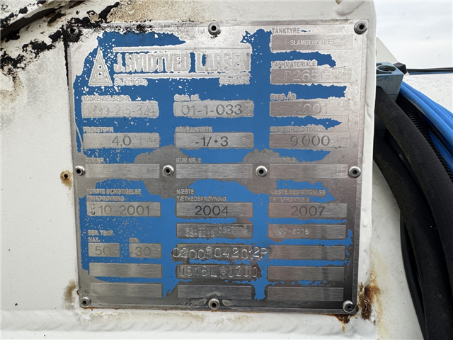 MAN 35.464 8x8 Hvidtved Larsen 9000 L