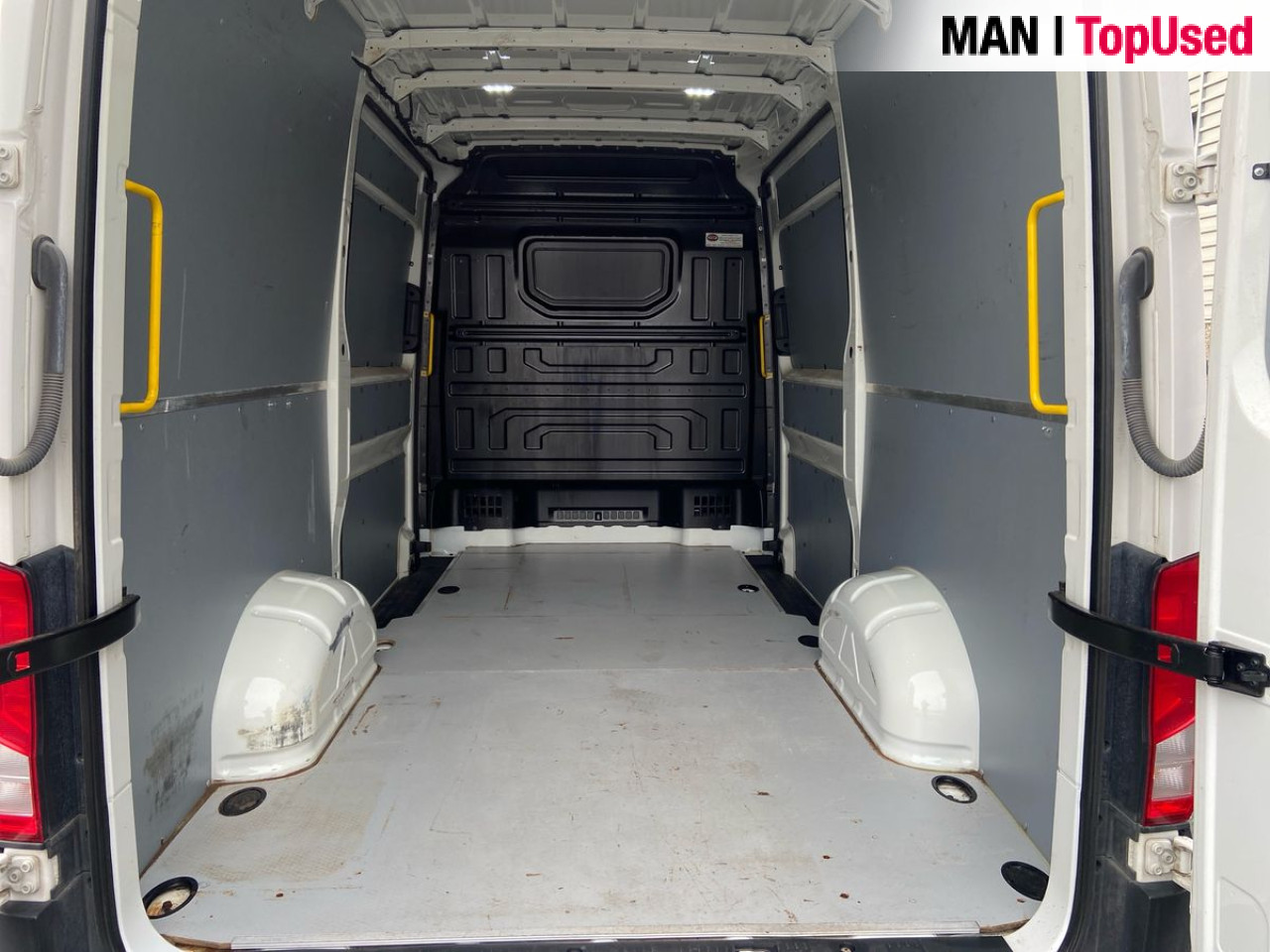 MAN TGE 3.180 4X2F SB