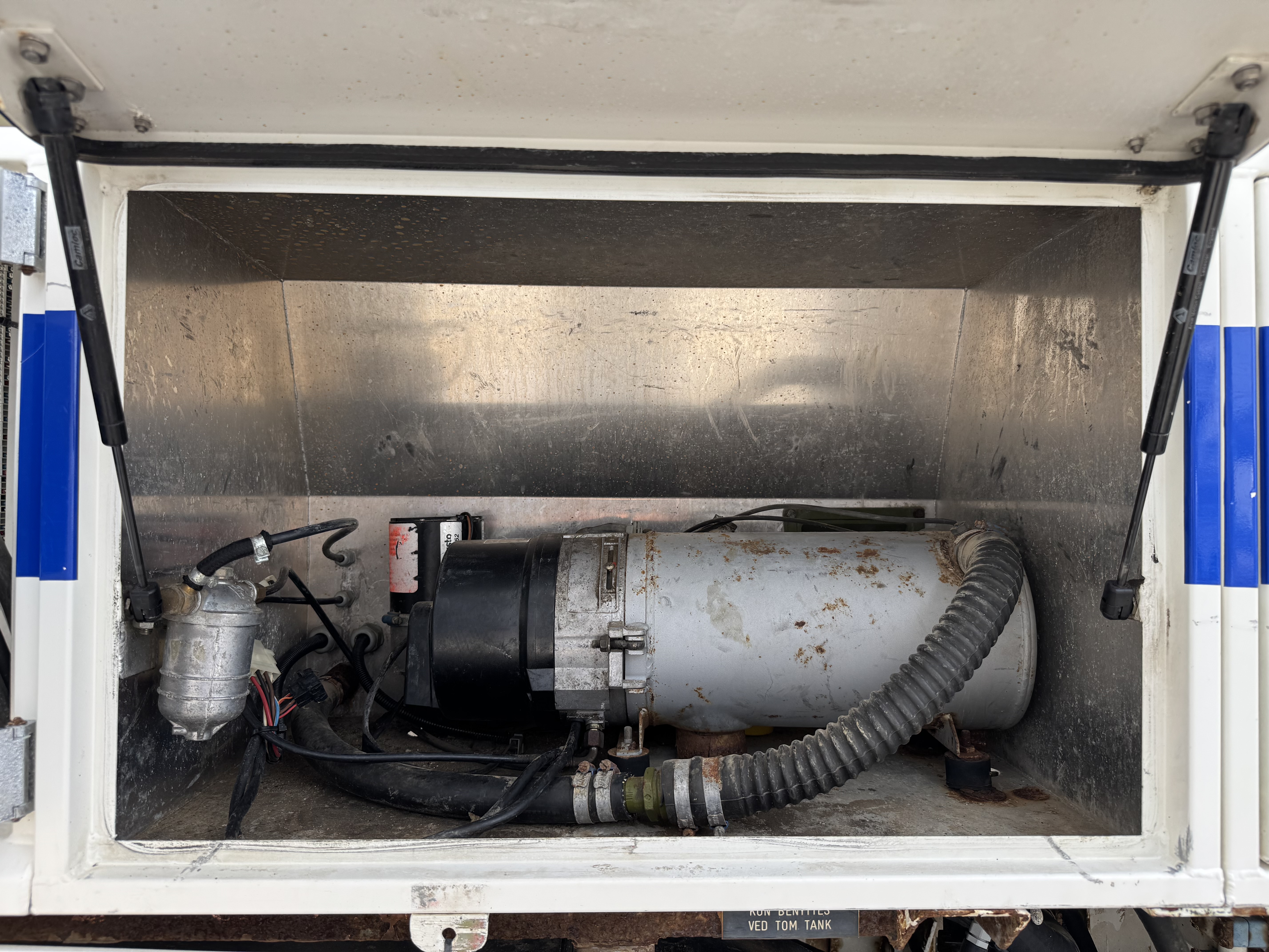MAN 35.464 8x8 Hvidtved Larsen 9000 L