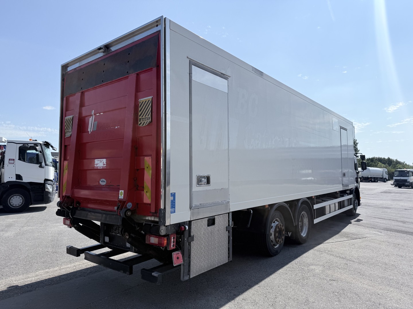 Volvo FE320 6x2*4 Frigoblock FK25SL 9.9 m kølekasse