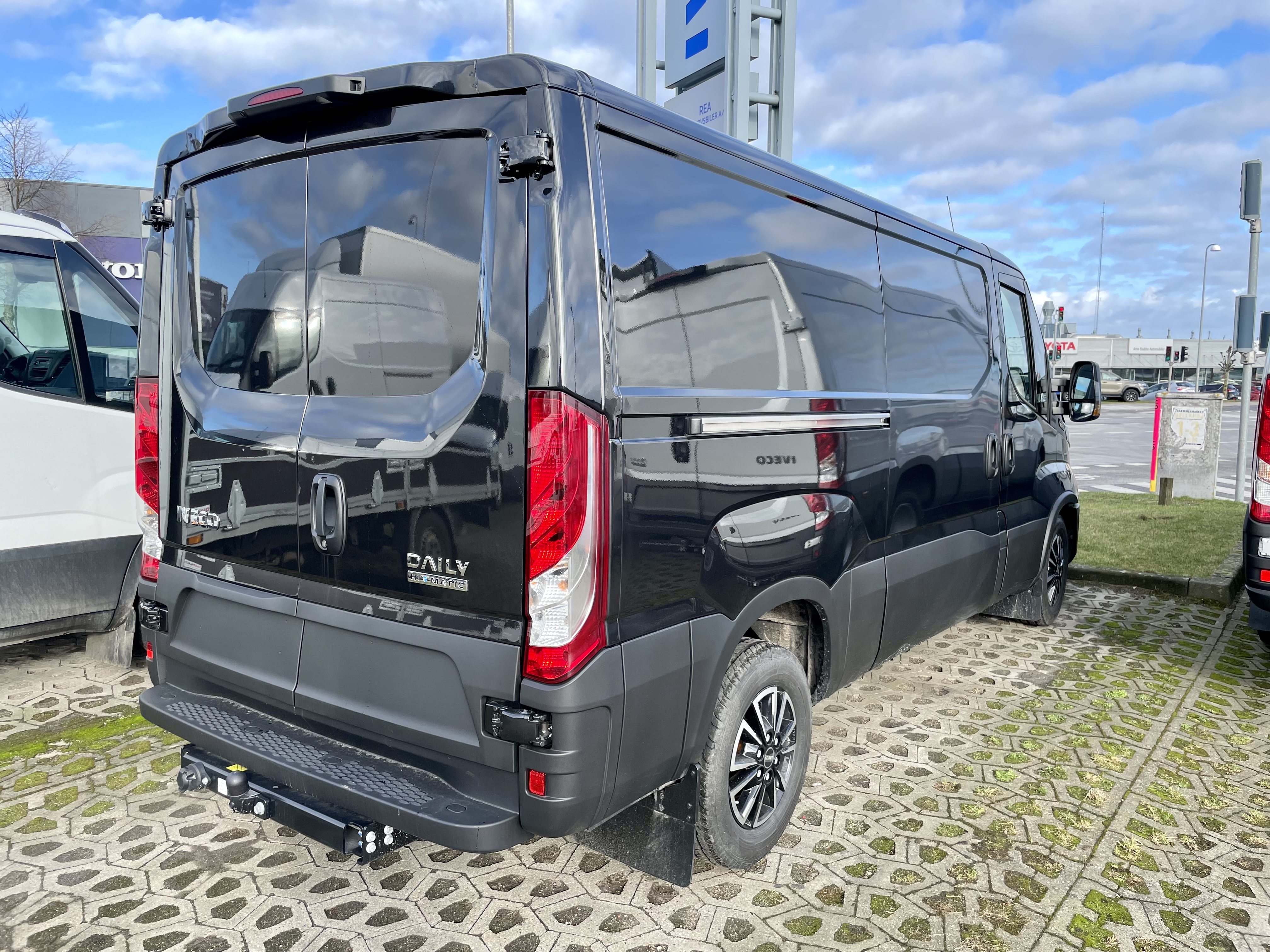 Iveco Daily 35S18HA8 9m3