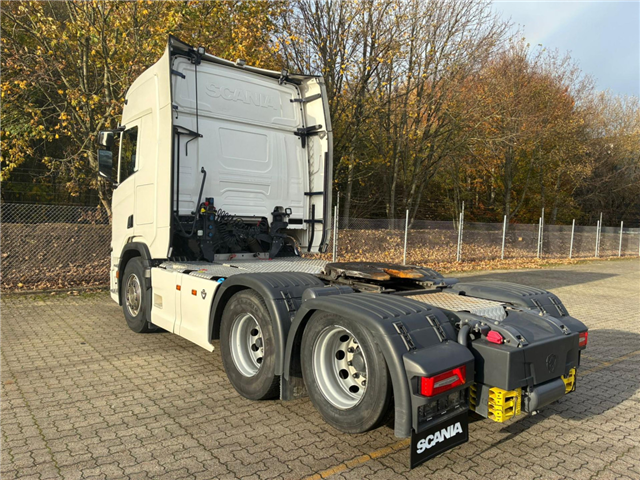 Scania R 530 A6x2NB m. 2 streng hydraulik