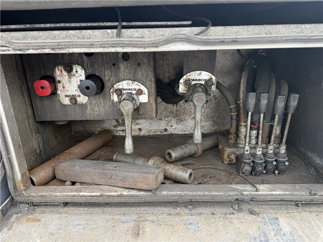 MTDK AMT 30 t. Maskinanhænger m/hydr. ramper