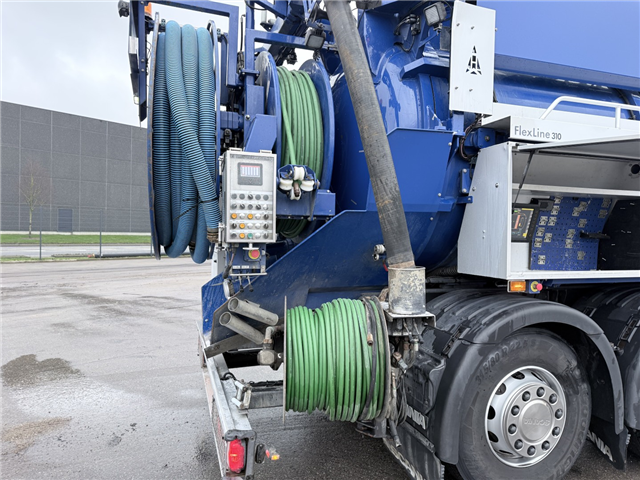 Scania P360 6x2*4 Hvidtved Larsen Flexline 310