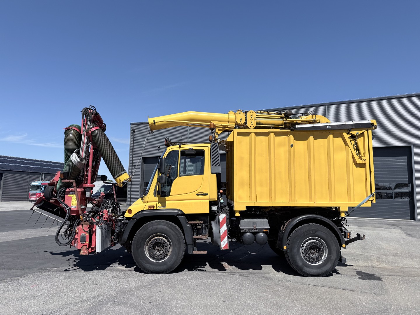 Unimog U500 4x4 / Dücker Tip / Sug / Slagleklipper