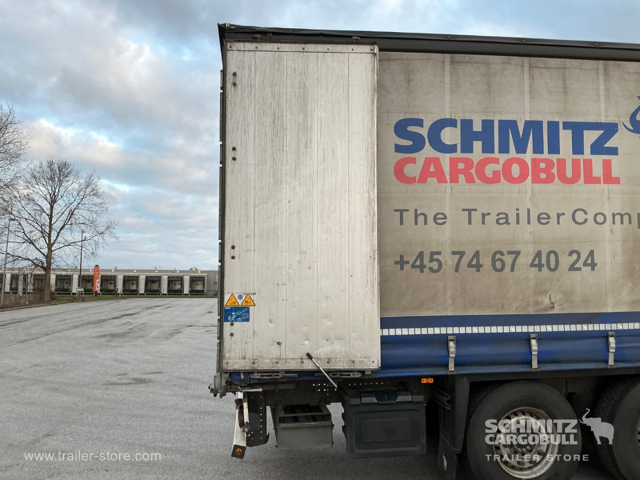 Schmitz Semi Curtainsider Standard