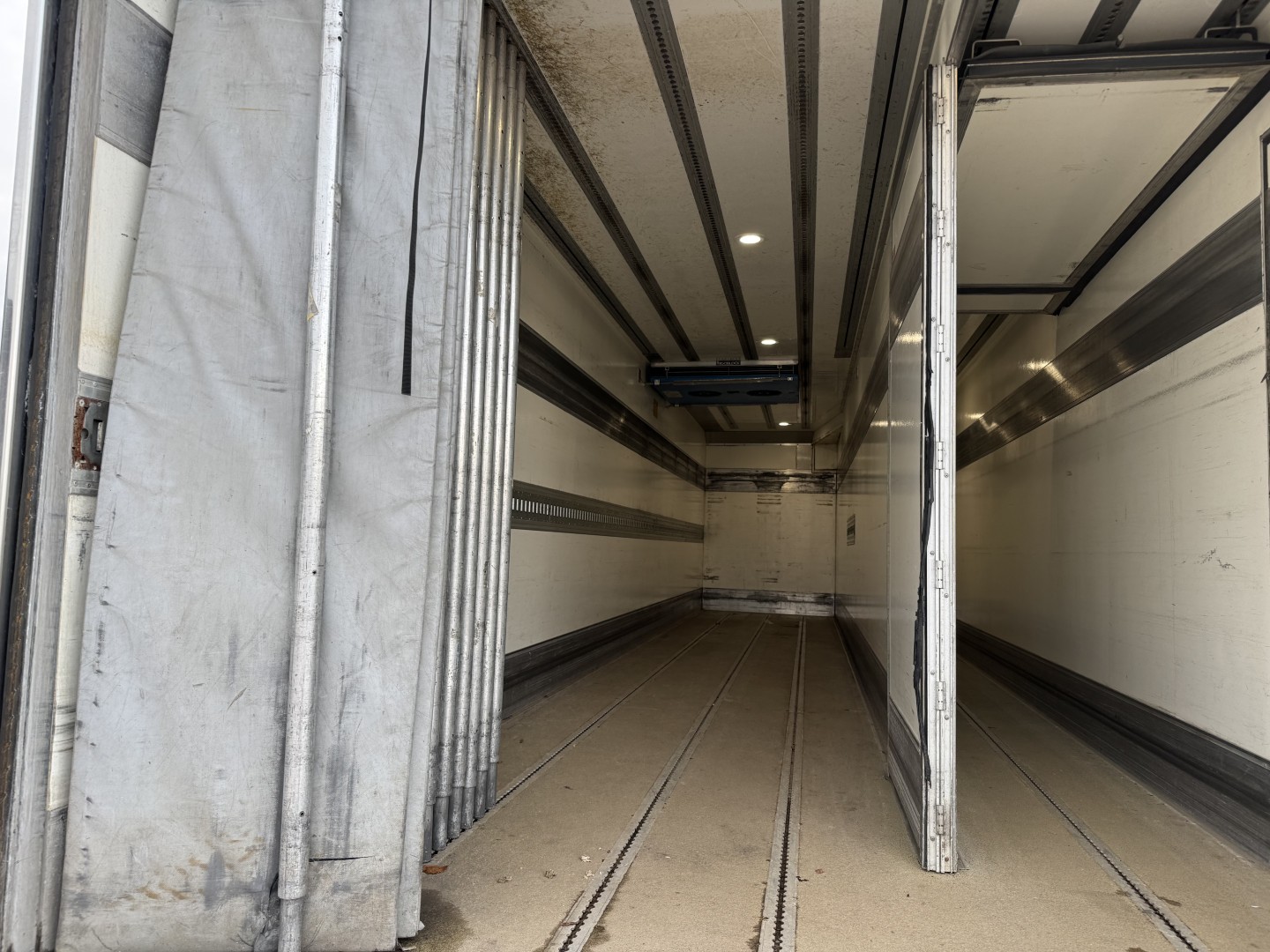 Volvo FE320 6x2*4 Frigoblock FK25SL 9.9 m kølekasse