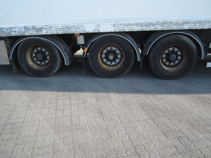 Ekeri Sideåbningsbar køletrailer