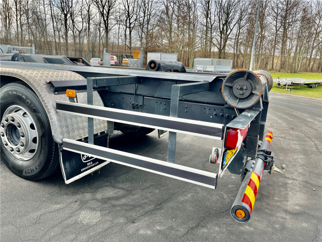 Scania P360 VDL Kroghejs med Atlas 206.3E kran