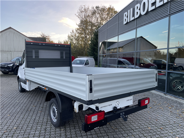 Mercedes Sprinter 319