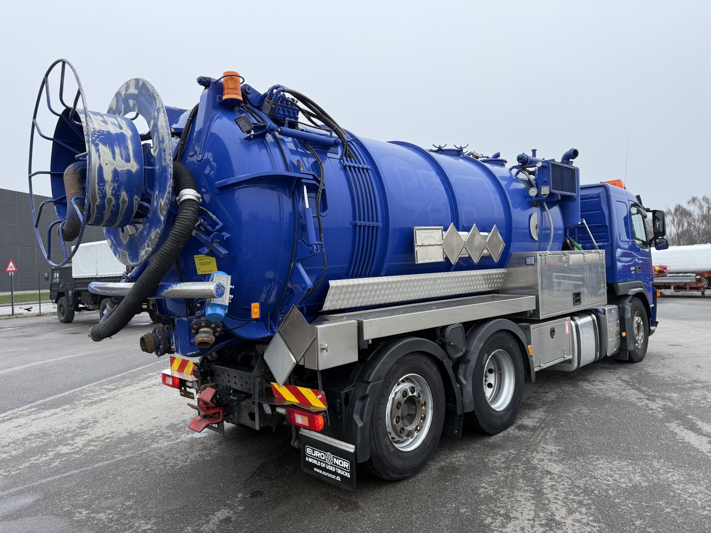 Volvo FM420 6x2*4 EEV Interconsult 12.700 l. Rustfri