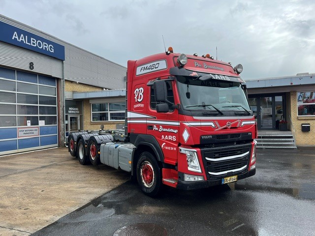 Volvo FM460