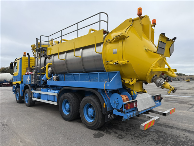 Mercedes Actros 4140 8x4 KOKS MEGAVAC 8000 ADR 13.500 l. Tørsuger