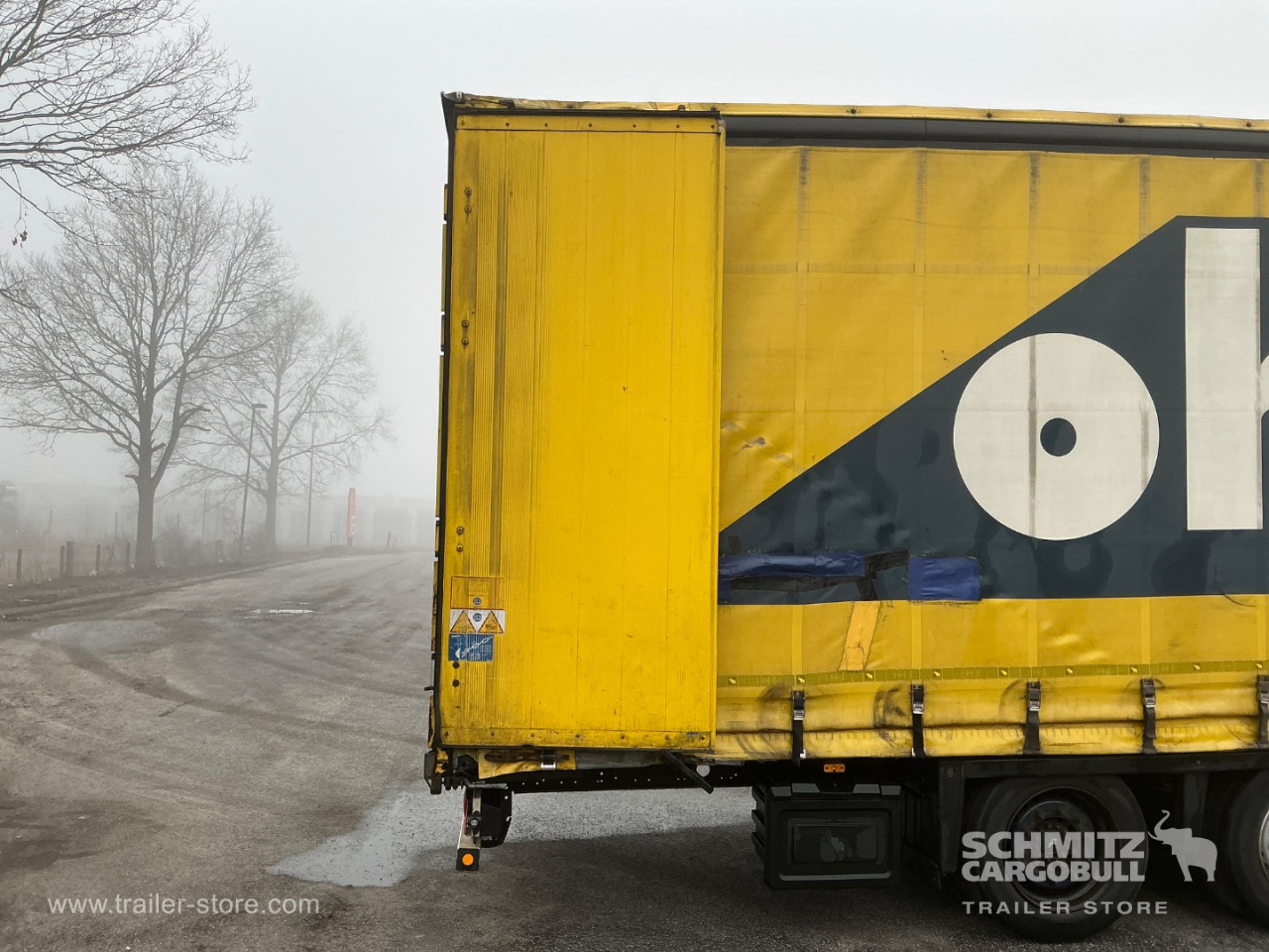 Schmitz Semi Curtainsider Mega