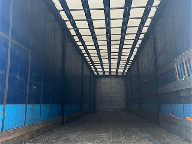 Danson Trailer Curtainsider  + Sliding Roof