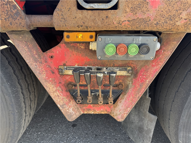 Kel-Berg / Faymonville 4 akslet Udtræks Maskintrailer